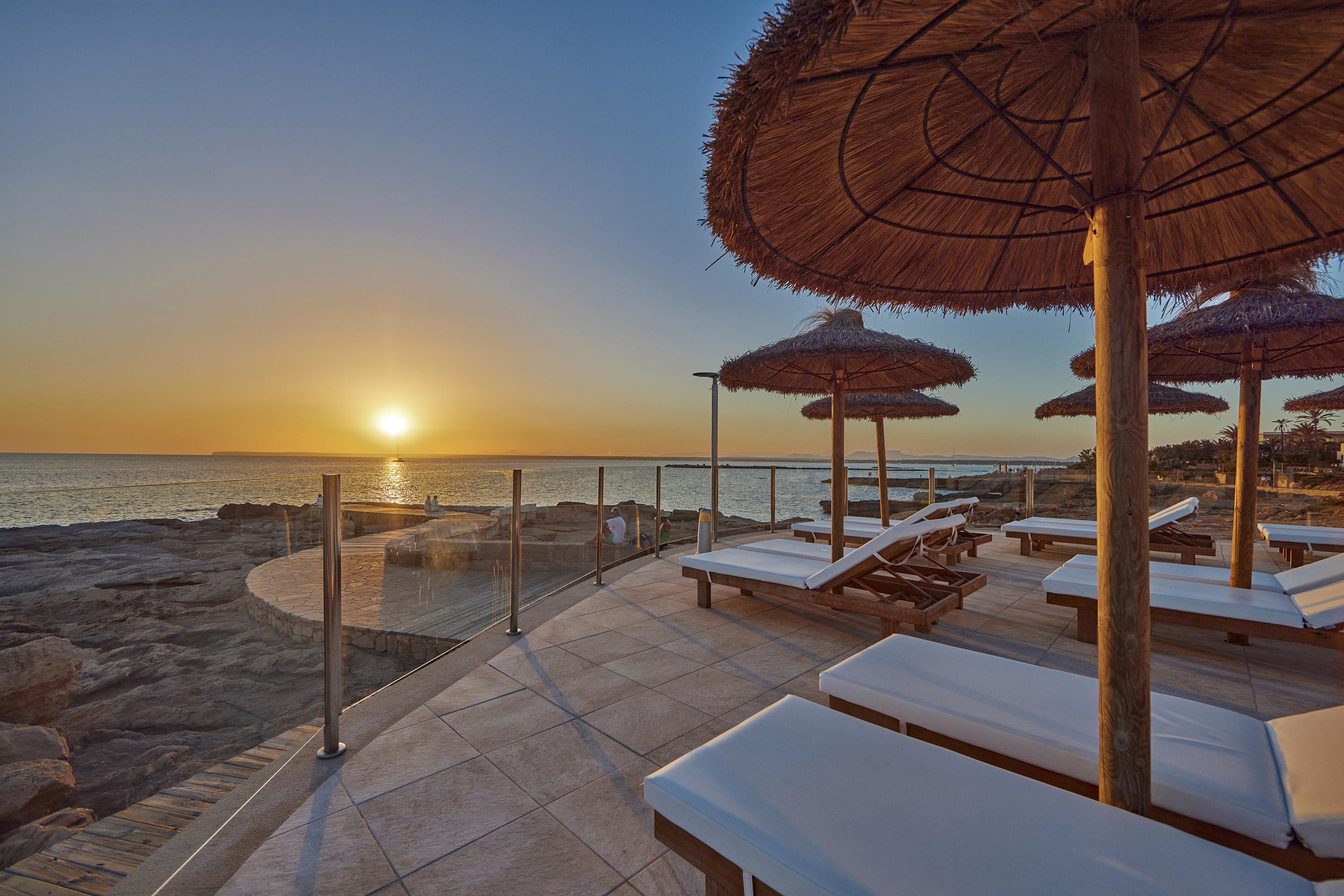 Universal Hotel Cabo Blanco - Adults Only Colonia de Sant Jordi Dış mekan fotoğraf
